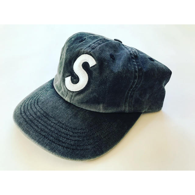 Supreme Pigment Print S Logo 6-Panel 黒