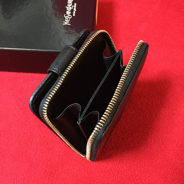 Yves Saint Laurent Beaute(イヴサンローランボーテ)の【レア】サンローラン★BDJ二つ折り財布 レディースのファッション小物(財布)の商品写真
