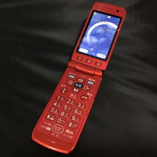 エヌティティドコモ(NTTdocomo)のドコモ らくらくホン F-09B レッド 良品(携帯電話本体)