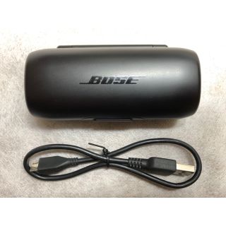 ボーズ(BOSE)の美品ボーズSoundSport Free黒充電ケース USBケーブル付　②(ヘッドフォン/イヤフォン)