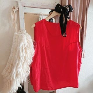 ロキエ(Lochie)のvintage silk tank (red)(シャツ/ブラウス(半袖/袖なし))