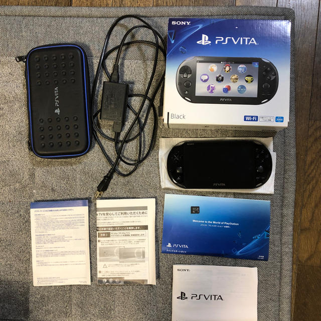 SONY PlayStationVITA 本体  PCH-2000 ZA11