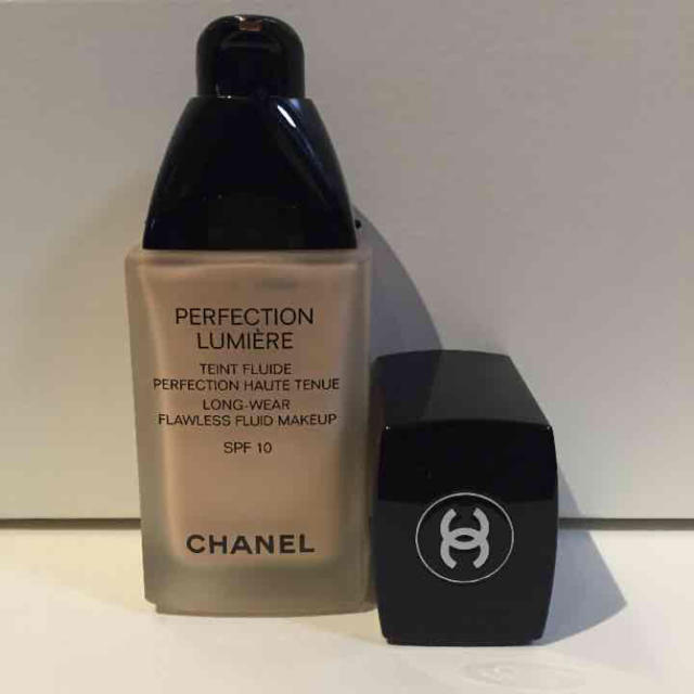 CHANEL(シャネル)のCHANEL リキッドファンデーション コスメ/美容のベースメイク/化粧品(ファンデーション)の商品写真