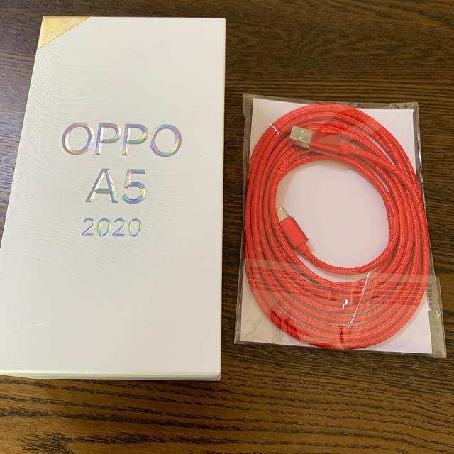 スマートフォン本体OPPO A5 2020 ブルー　ほぼ新品