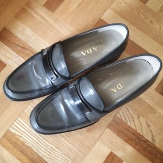 プラダ(PRADA)のPRADA プラダ　ローファー　36 1/2 used(ローファー/革靴)