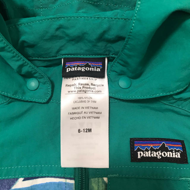 patagonia(パタゴニア)のpatagonia ナイロンベスト　6-12M キッズ/ベビー/マタニティのベビー服(~85cm)(ジャケット/コート)の商品写真