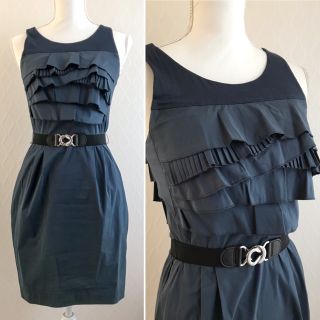 ビーシービージーマックスアズリア(BCBGMAXAZRIA)の新品　未使用　BCBG ワンピース(ひざ丈ワンピース)