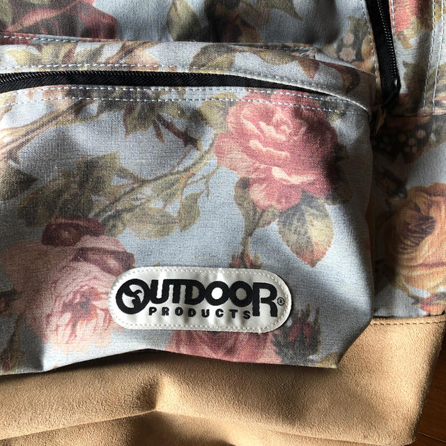 OUTDOOR(アウトドア)のOUTDOOR × earthmusic&ecology リュック　未使用品 レディースのバッグ(リュック/バックパック)の商品写真