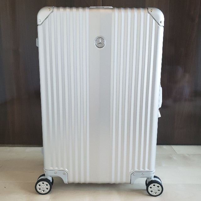 非売品/生産終了】メルセデス・ベンツ アルミスーツケース バッグ 非売品/生産終了】メルセデス・ベンツ アルミスーツケース バッグ