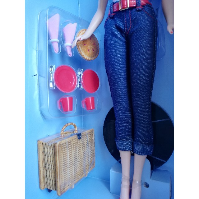 Barbie(バービー)のバービー　 エンタメ/ホビーのおもちゃ/ぬいぐるみ(キャラクターグッズ)の商品写真