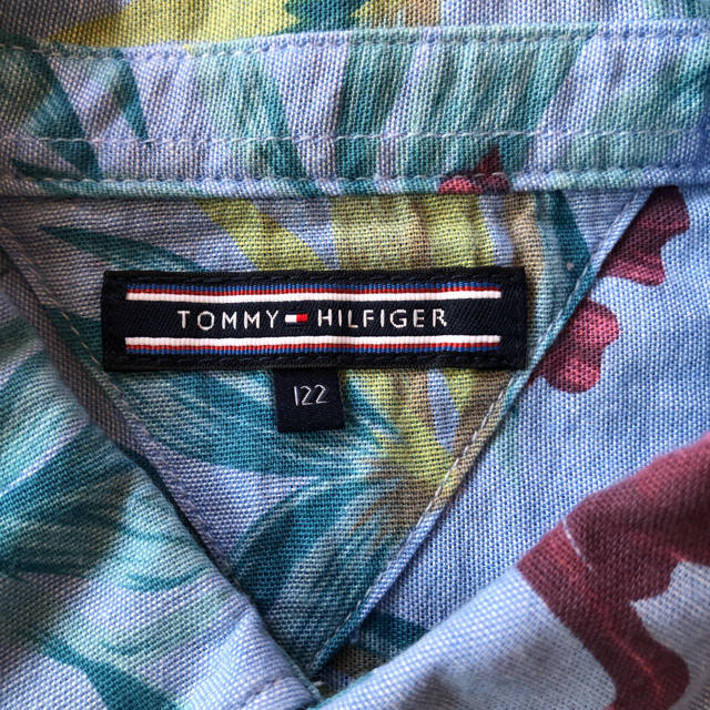 TOMMY HILFIGER(トミーヒルフィガー)のTOMMY HILFIGERキッズシャツ キッズ/ベビー/マタニティのキッズ服男の子用(90cm~)(ブラウス)の商品写真