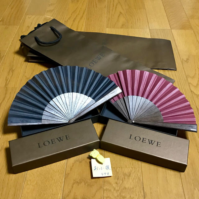 15㎝開いた状態◆新品◆ LOEWE 扇子セット