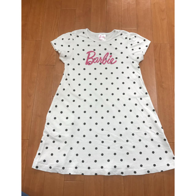 Barbie(バービー)のBarbie  ワンピース120 キッズ/ベビー/マタニティのキッズ服女の子用(90cm~)(ワンピース)の商品写真