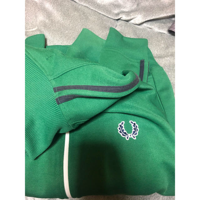 FRED PERRY(フレッドペリー)のパーカー、ジャージ レディースのトップス(パーカー)の商品写真