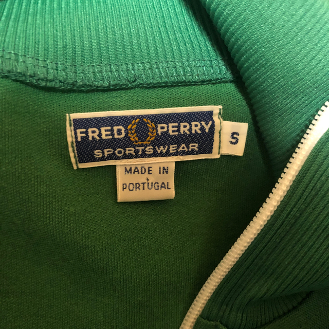 FRED PERRY(フレッドペリー)のパーカー、ジャージ レディースのトップス(パーカー)の商品写真