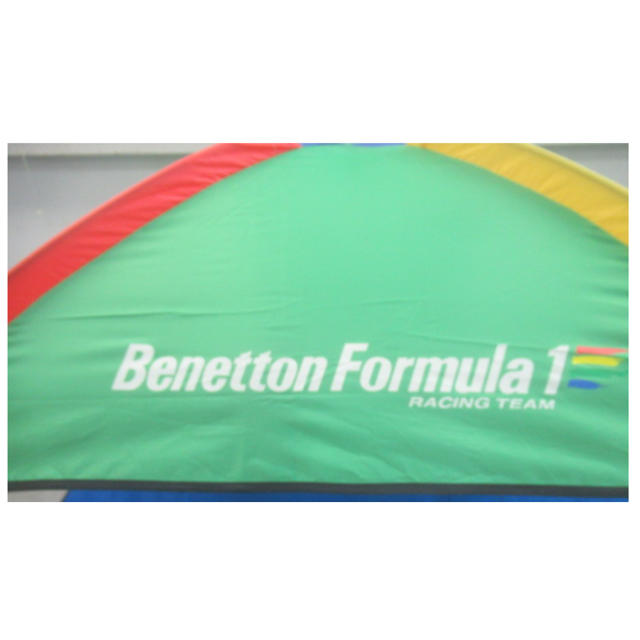 BENETTON(ベネトン)のサンシェード　benetton formula1 中古品 スポーツ/アウトドアのアウトドア(テント/タープ)の商品写真