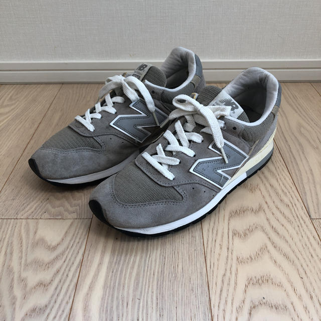 New Balance(ニューバランス)のニューバランス スニーカー M996 グレー 25.0cm レディースの靴/シューズ(スニーカー)の商品写真