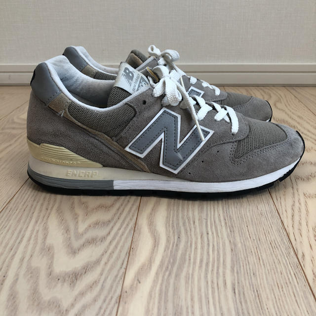 New Balance(ニューバランス)のニューバランス スニーカー M996 グレー 25.0cm レディースの靴/シューズ(スニーカー)の商品写真