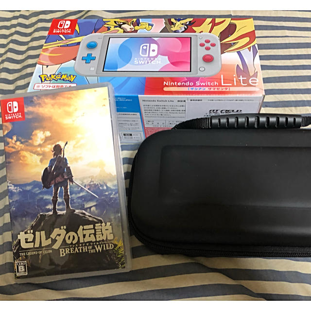 switch lite  ブレスオブザワイルド　ハードケース付きゲームソフト/ゲーム機本体