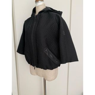 モンクレール(MONCLER)の専用モンクレール　ガムルージュ　ジャケット(ノーカラージャケット)