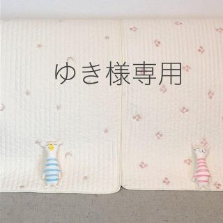 ゆき様専用　さくらんぼ&月と星おむつ替えマット　さくらんぼピンク3重ガーゼ(おむつ替えマット)