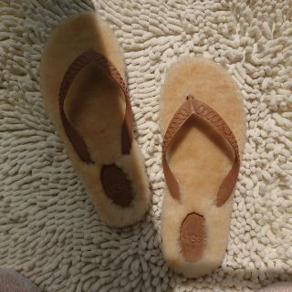 アグ(UGG)の【UGG】★送料込み❗ビーサン💕😜(ビーチサンダル)