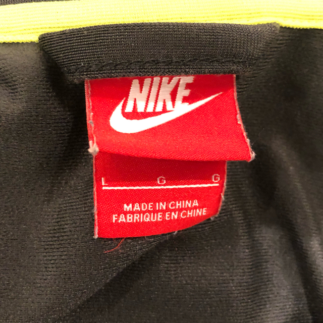 NIKE(ナイキ)の値下げしました★NIKE ジャージ上（160㎝）下（150㎝） キッズ/ベビー/マタニティのキッズ服男の子用(90cm~)(その他)の商品写真