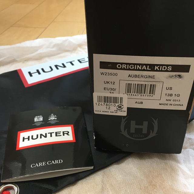 HUNTER(ハンター)のHUMTER ORIGNAL KIDS レインブーツ　子供　紺色 キッズ/ベビー/マタニティのキッズ靴/シューズ(15cm~)(長靴/レインシューズ)の商品写真