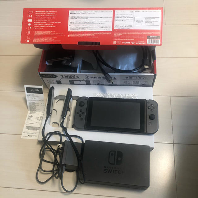 【Nintendo】保証期間内　付属品完備　スイッチ　本体　グレー