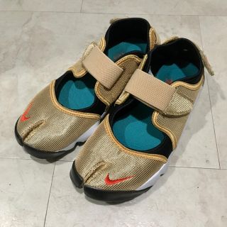 ナイキ(NIKE)のナイキ　エアリフト　ゴールド25cm(スニーカー)