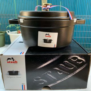 ストウブ(STAUB)のstaub ココット ラウンド 22cm 黒(鍋/フライパン)