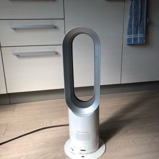 ダイソン(Dyson)のdyson  HOT+cool セラミックファンヒーター AM05(ファンヒーター)