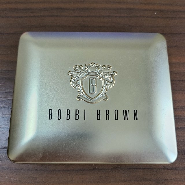 BOBBI BROWN(ボビイブラウン)のみか様専用BOBBI BROWN カプリヌード　アイシャドウパレット&NARS　 コスメ/美容のベースメイク/化粧品(アイシャドウ)の商品写真