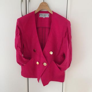 SAINT LAURENT(ノーカラージャケット)のフリマアイテム一覧 SAINT LAURENT(ノーカラージャケット)のフリマアイテム一覧