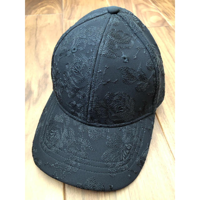 lululemon(ルルレモン)のlululemon ☆Baller Hat*Lace☆レア スポーツ/アウトドアのトレーニング/エクササイズ(ヨガ)の商品写真