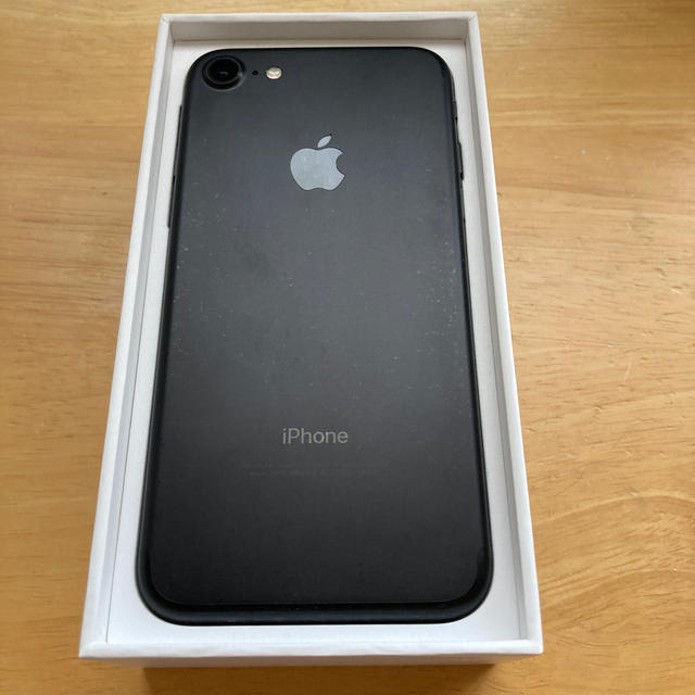 iPhone 7 32GB Apple純正 SIMフリー