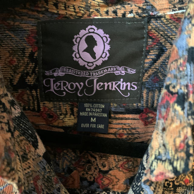 LEROY Jenkinsメンズシャツ メンズのトップス(シャツ)の商品写真