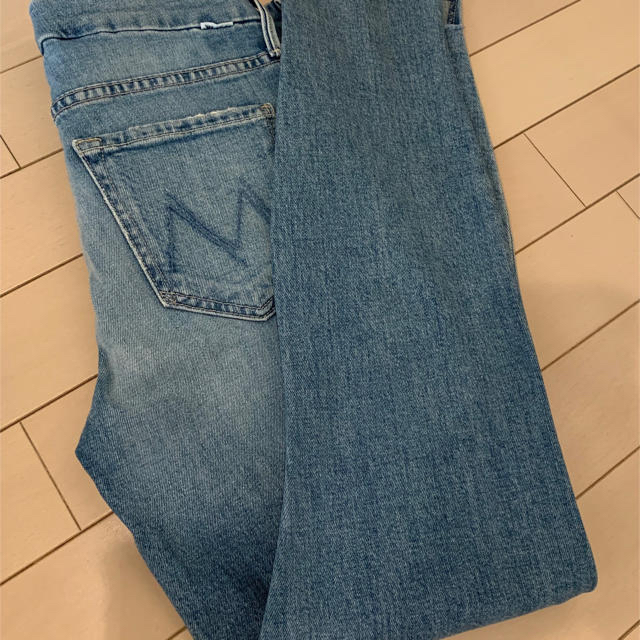 mother(マザー)のmother locker ankle step fly jeans 26 レディースのパンツ(デニム/ジーンズ)の商品写真