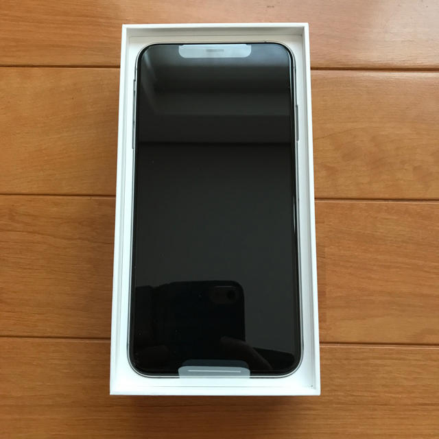 iPhone XS MAX 64G シルバー　SIMフリー　新品！