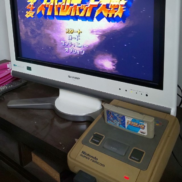 ニューファミコン本体、スーパーファミコン本体、おまけソフト 2