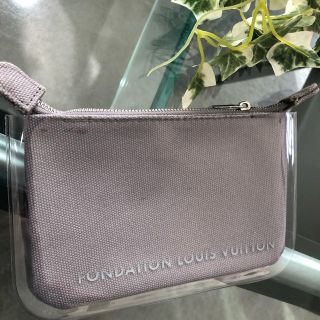 ルイヴィトン(LOUIS VUITTON)の【新品・送料込】FONDATION LOUIS VUITTON 限定ポーチ(ポーチ)