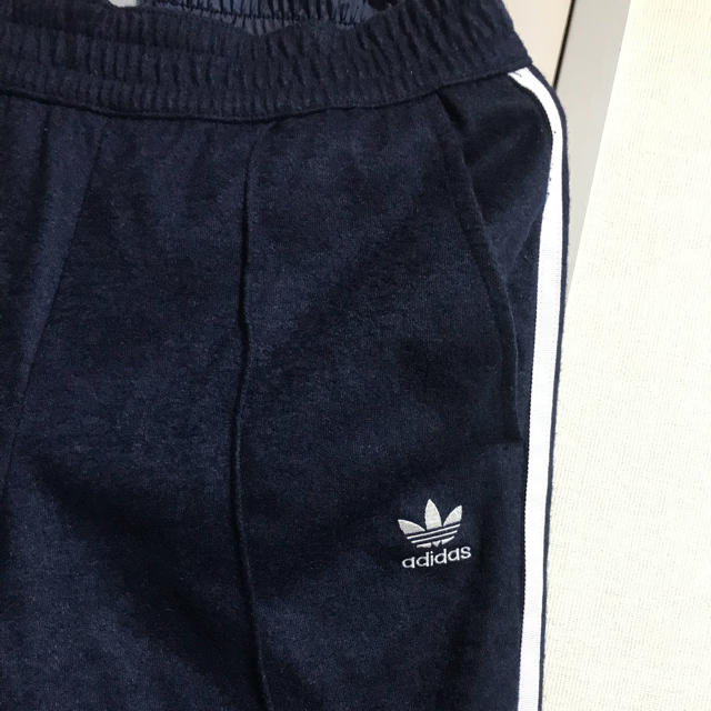 adidas(アディダス)のadidasズボン レディースのパンツ(その他)の商品写真