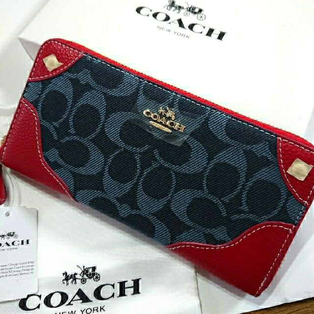 COACH(コーチ)の【新品】COACH長財布 アウトレット 本物 レディースのファッション小物(財布)の商品写真