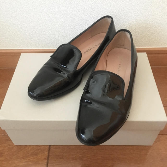 FABIO RUSCONI(ファビオルスコーニ)の【Miho Miura様専用】FABIO RUSCONI エナメルシューズ レディースの靴/シューズ(ローファー/革靴)の商品写真