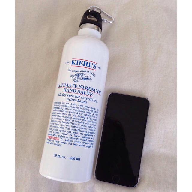 Kiehl's(キールズ)の新品キールズ ウォーターボトル チケットのスポーツ(その他)の商品写真