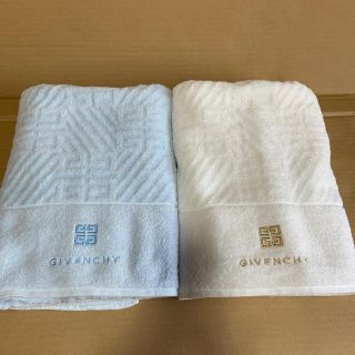 ジバンシィ(GIVENCHY)のGIVENCHY   大判バスタオル　２枚セット(タオル/バス用品)