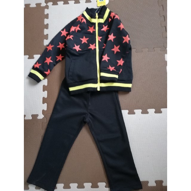 子供ジャージセット　95センチ キッズ/ベビー/マタニティのキッズ服男の子用(90cm~)(その他)の商品写真