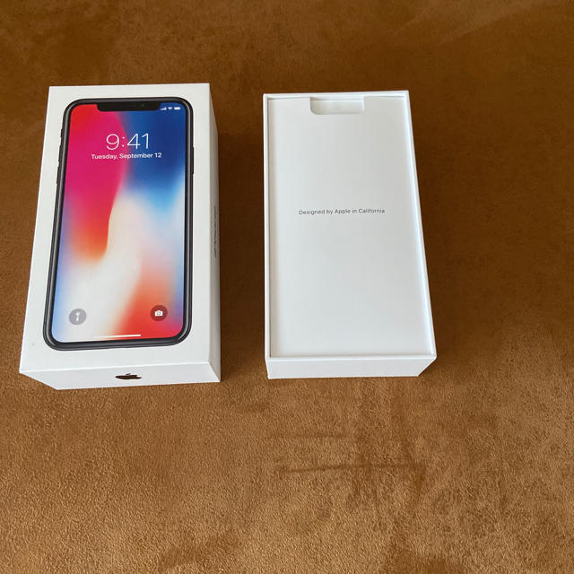 iPhone(アイフォーン)の【送料無料　美品】付属品◎ iphoneX 256GB 空箱　 スマホ/家電/カメラのスマートフォン/携帯電話(その他)の商品写真