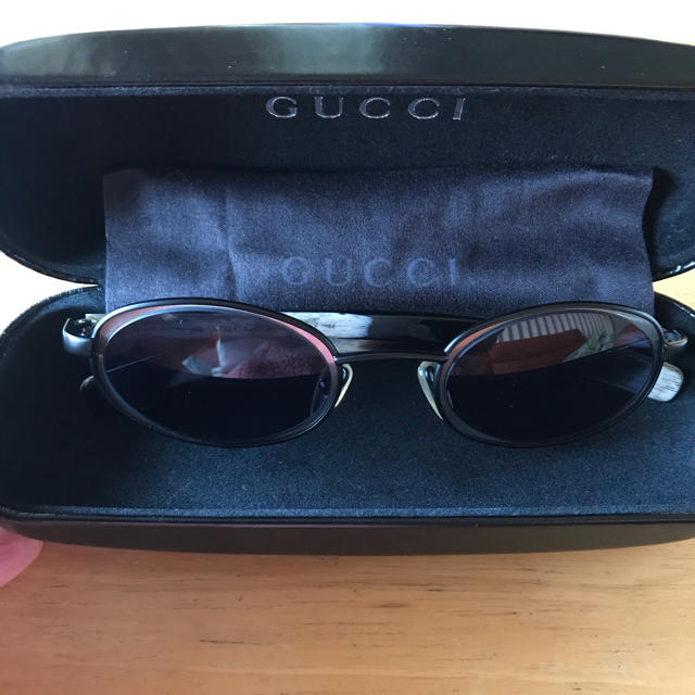 Gucci(グッチ)の中古【GUCCIサングラス　GG1614/S 5ZD 48▫︎23】 レディースのファッション小物(サングラス/メガネ)の商品写真