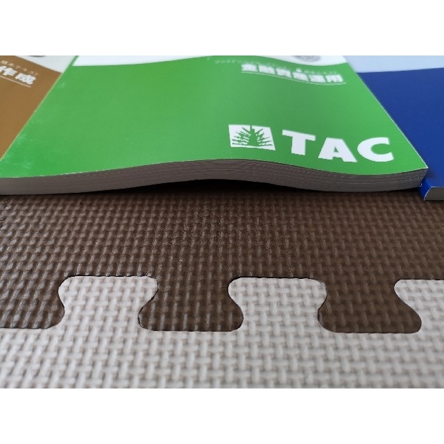 TAC出版(タックシュッパン)のFP2級 教材セット TAC出版 エンタメ/ホビーの本(資格/検定)の商品写真
